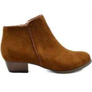 New Women's Tan Ankle Bootie